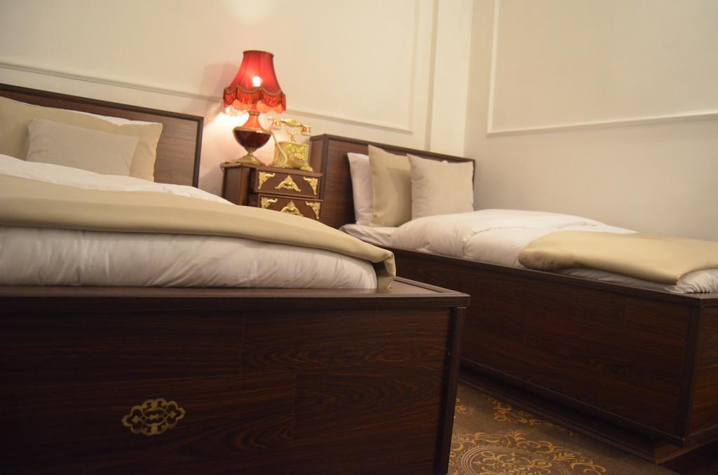 The Gala Palace Suits カルス 部屋 写真